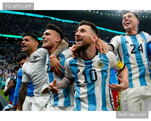 美洲杯决赛门票抢购热潮席卷全球，球迷热情高涨期待巅峰对决