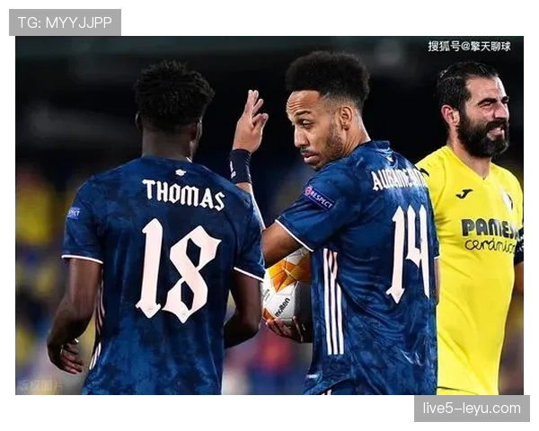 卡瓦尼强势复出闪耀赛场，关键表现助球队力克劲敌引热议