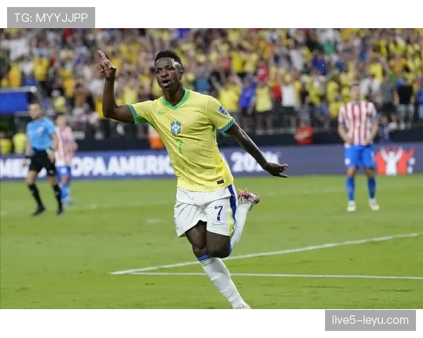 维尼修斯迎战世界顶级边卫，速度与技术对决彰显状态回升