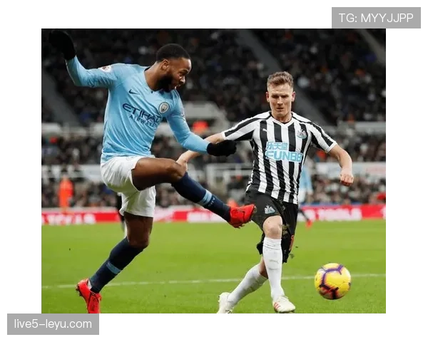 利兹联新战术成效显著，边路进攻稳健成亮点