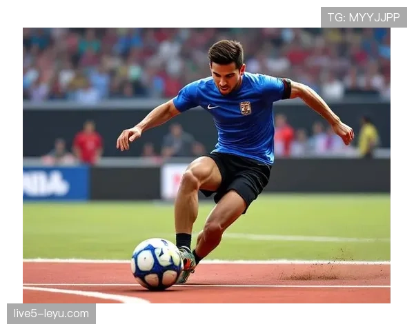 最新足球装备评测揭示技术创新对球场表现的积极影响